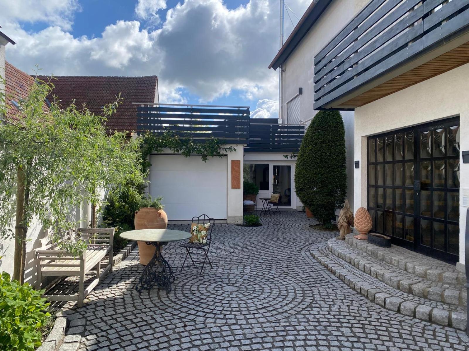 Bienenstock Apartment