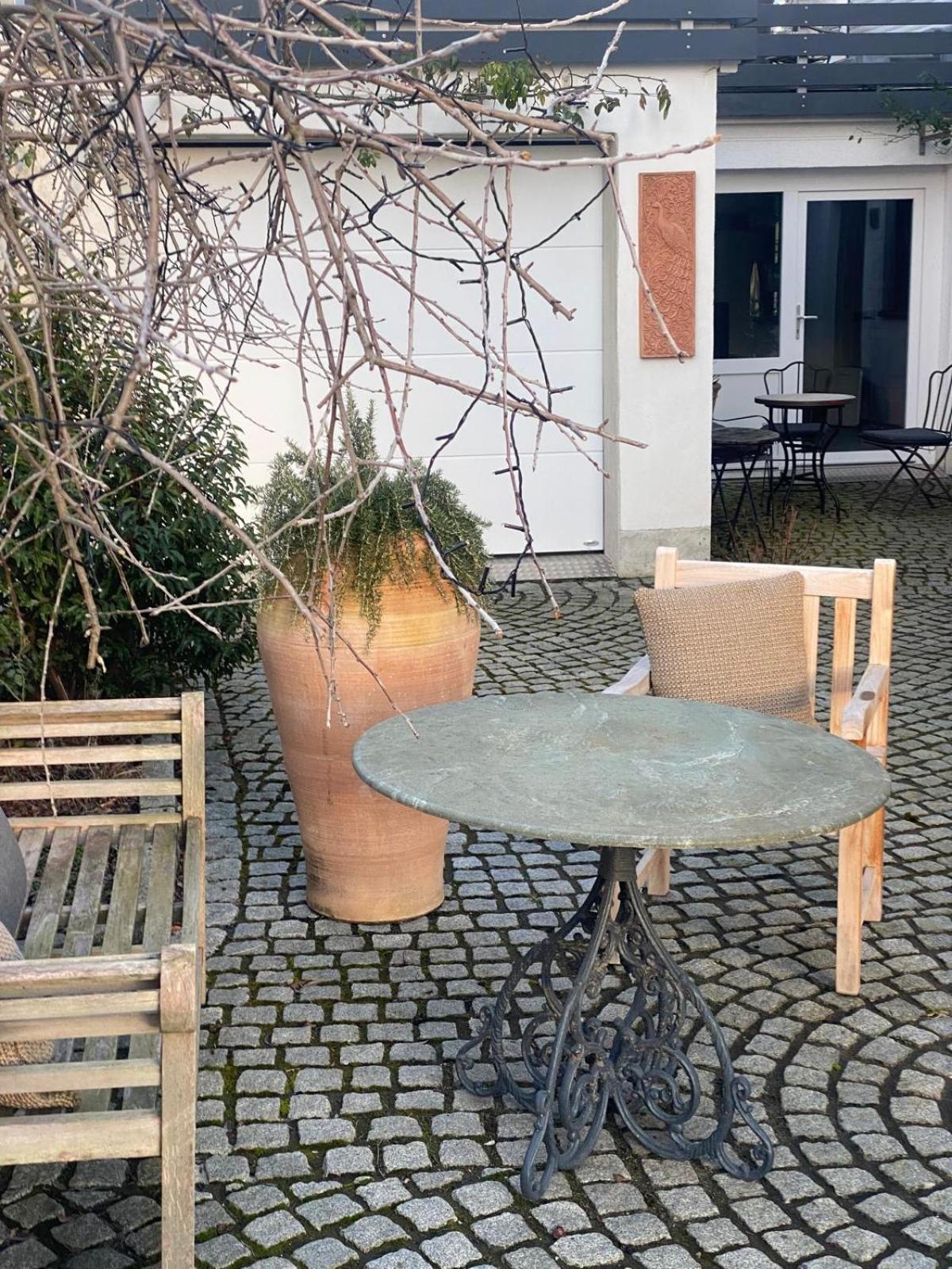 Bienenstock Apartment Venningen
